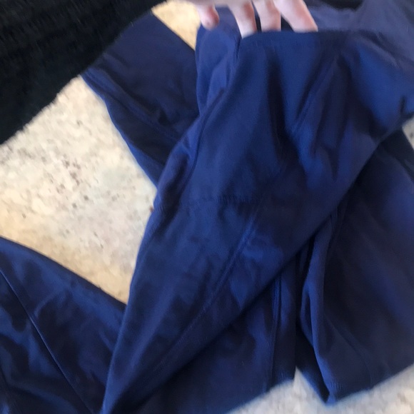 Sold****New mesh Lululemon leggings - Picture 2 of 6